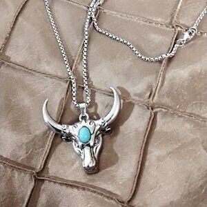 Men's Bullhead Western necklace silver tone and turquoise 24" length chain
